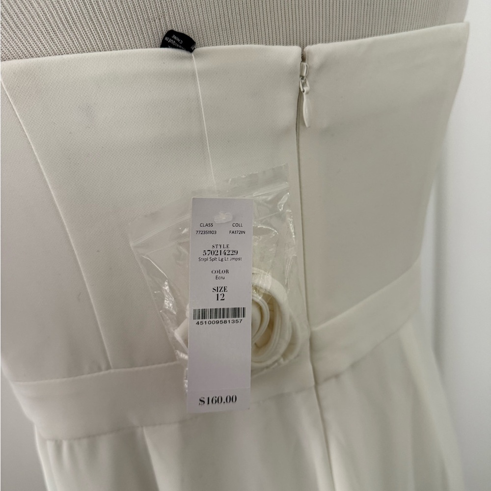 NEW w/ Tags White House Black Market Elegant Strapless Cream Jumpsuit Size 12 - Picture 4 of 4